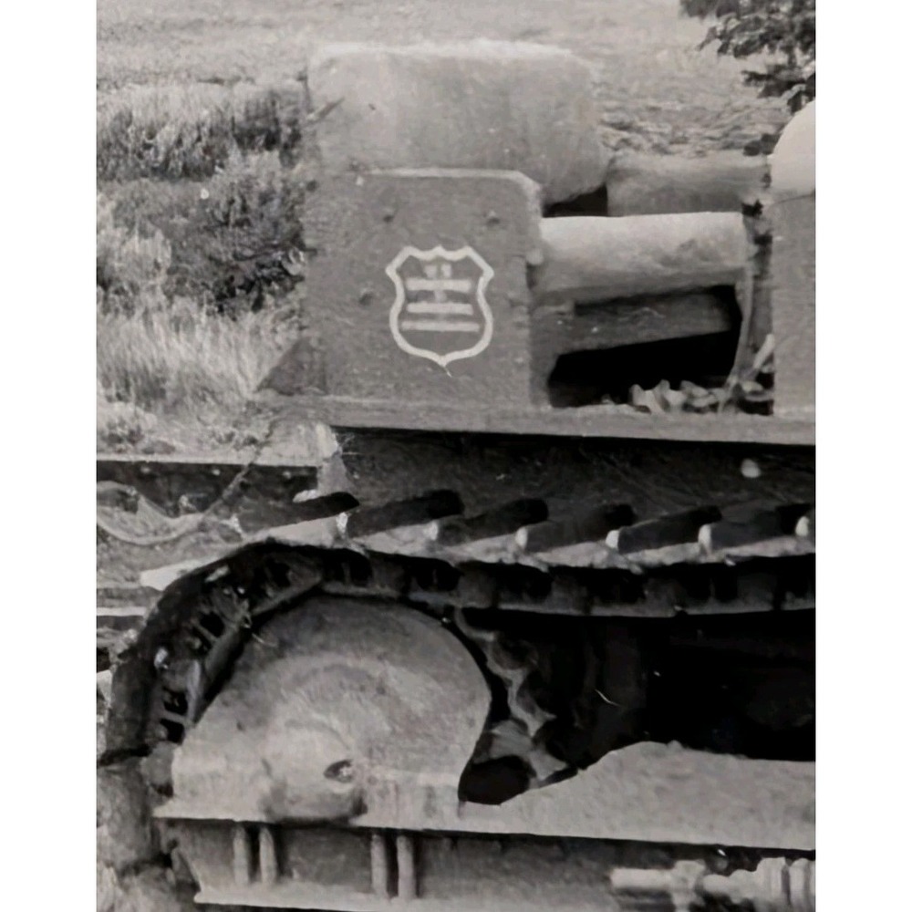 1940 Caterpillar Crawler Tractor Building ND Government Dam Construction Photos - Picture 4 of 11